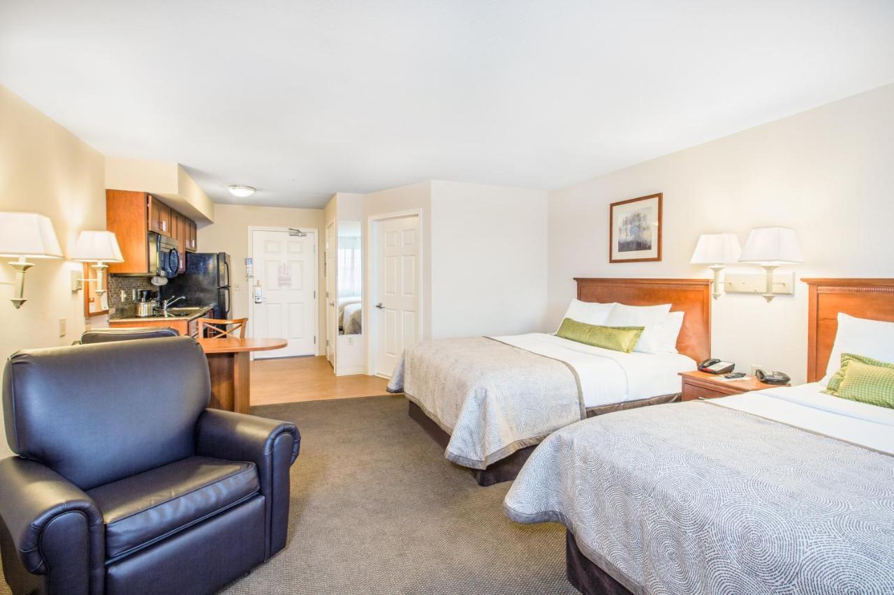 Candlewood Pittsburgh-cranberry By Ihg 2*