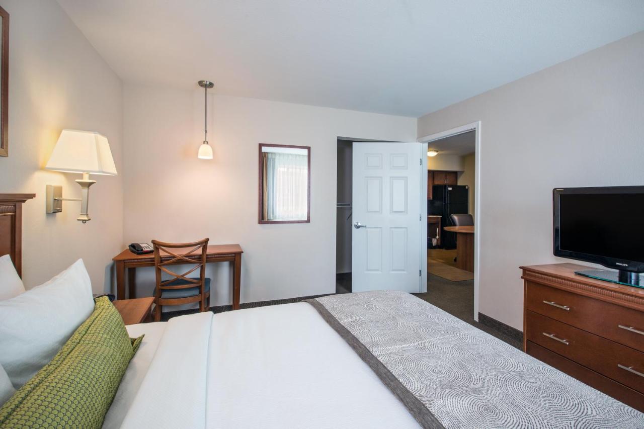 Candlewood Pittsburgh-cranberry By Ihg 2* Cranberry Township