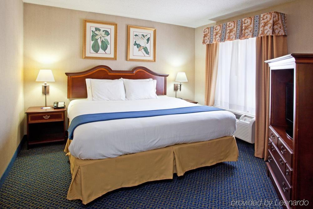 Candlewood Pittsburgh-cranberry By Ihg Hotel Cranberry Township