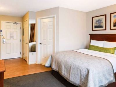 Hotel Candlewood Pittsburgh-cranberry By Ihg 2*