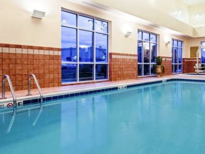 Candlewood Pittsburgh-cranberry By Ihg 2*