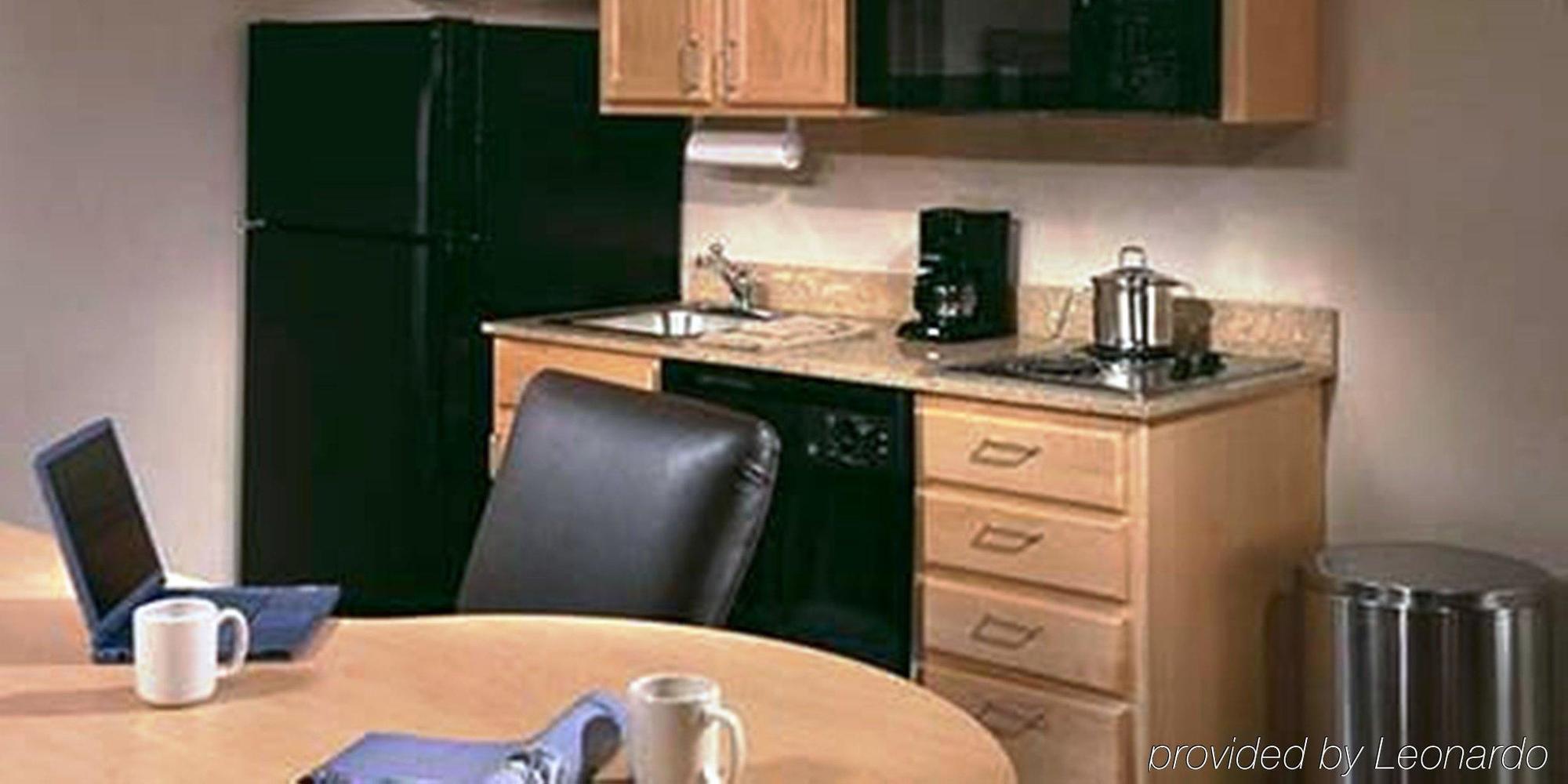 Hotel Candlewood Pittsburgh-cranberry By Ihg 2*