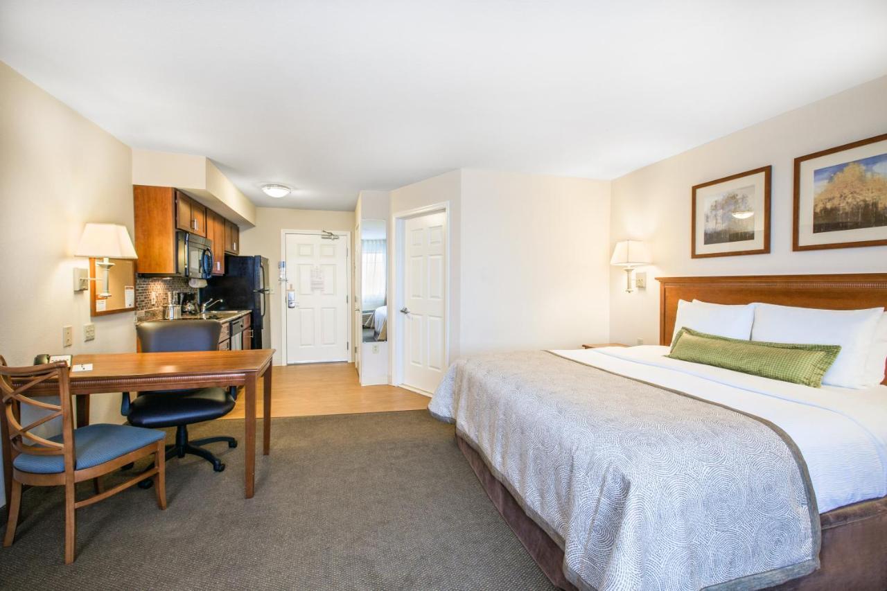Candlewood Pittsburgh-cranberry By Ihg Cranberry Township